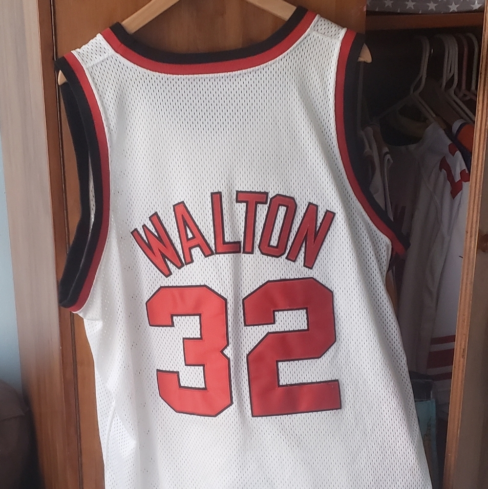 Bill Walton throwback